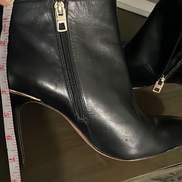 COACH - Heeled Leather Ankle Boots - Size 39 - Picture 3 of 10